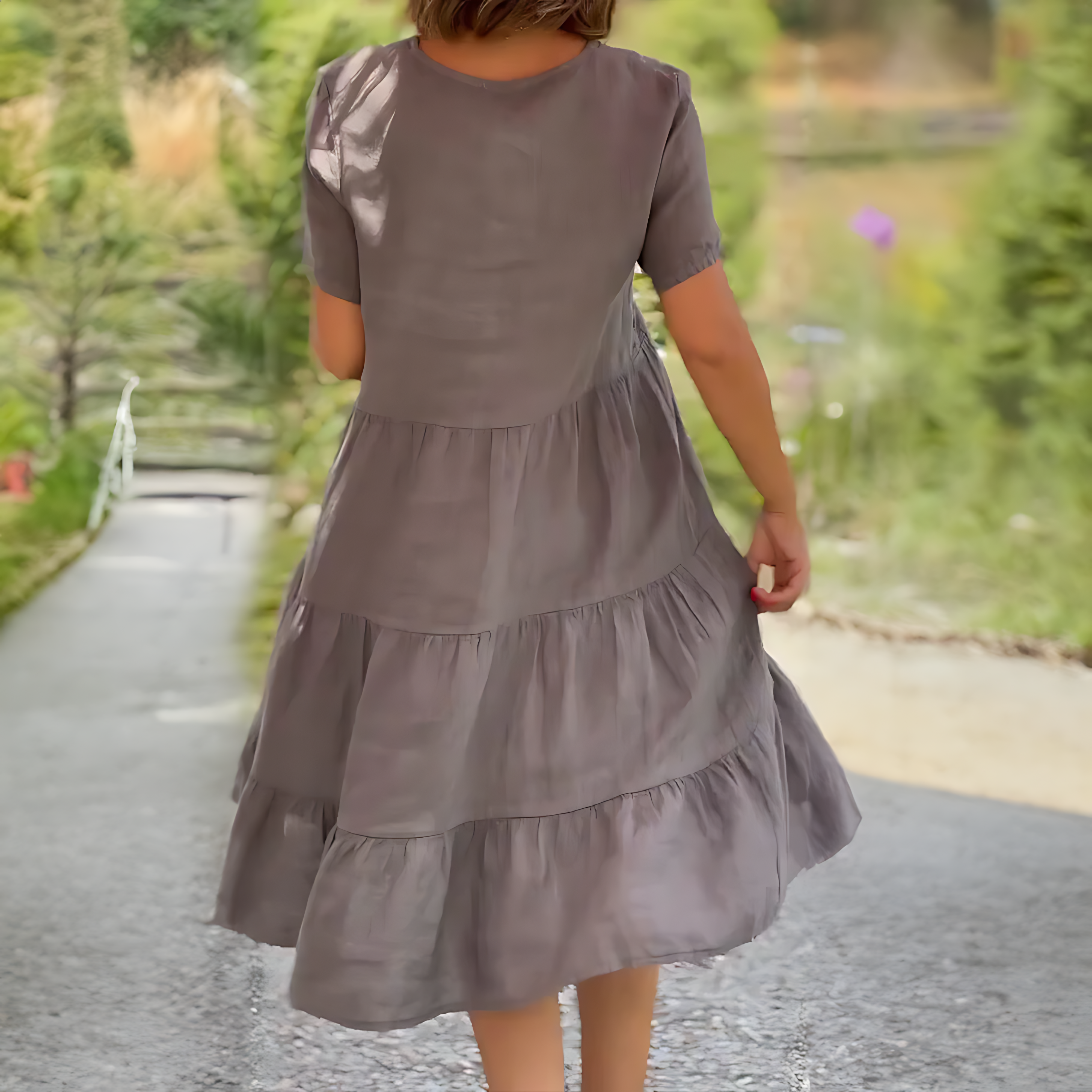 Liora Dress - Pronk met je stijlvolle eenvoud in deze cleane meisjeslook!