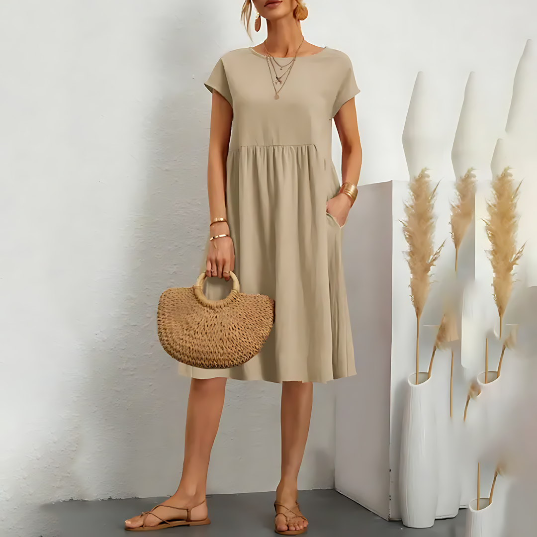 Janna Dress - Geniet van eenvoud en comfort in deze effen jurk!