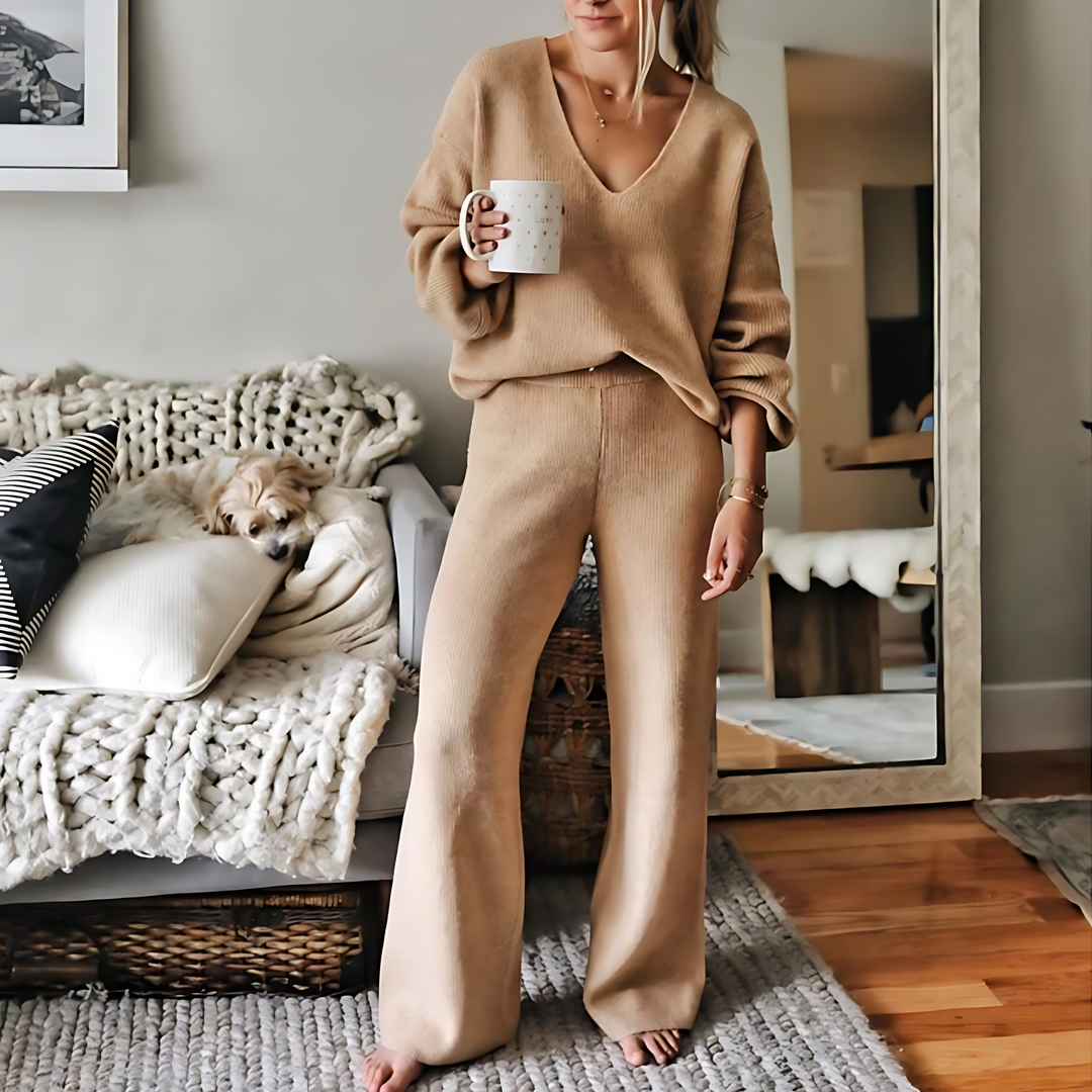 Elinde Loungewear Set - Wikkel jezelf in comfort, laat sereniteit los in je eigen garderobe!